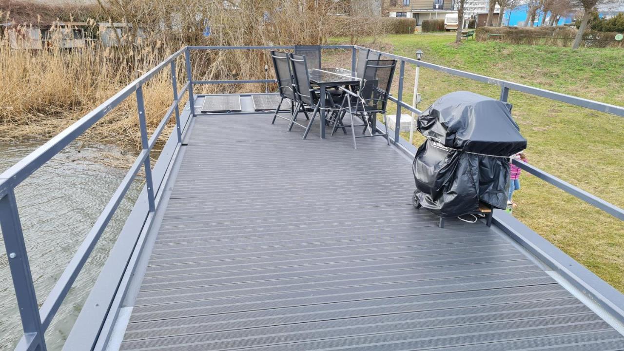 Hausboote Unteres Odertal Hausboot Kranich Schwedt Exterior foto
